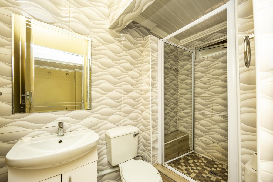 7 Bedroom Property for Sale in Selborne Eastern Cape